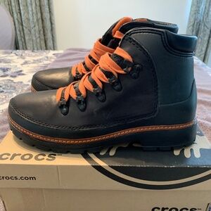 Brand New Men's CROCS "COBBLER HIKER BOOT" - Size 10